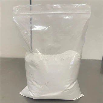 水和石灰石粉末